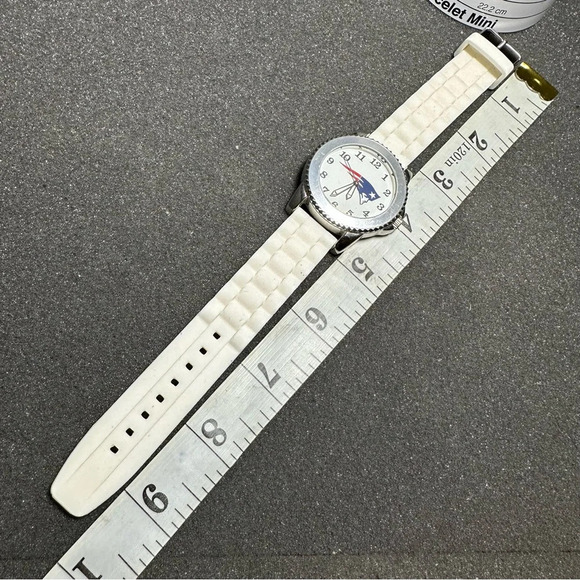 Game Time NFl Series New England Patriots Quartz Watch Working With New Battery - Picture 7 of 9